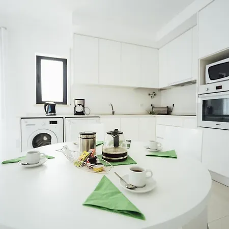 Janelas De Salir - By Sch *